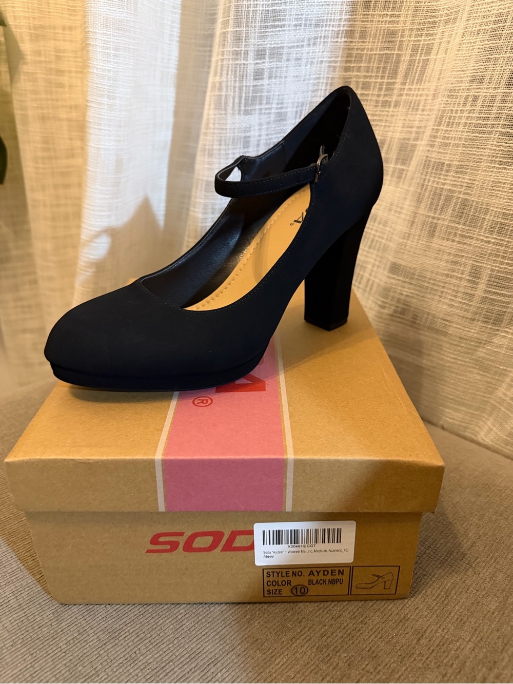 NWOT Soda Black Round-Toe Mary Jane Pumps with Ankle Strap - Picture 8 of 8